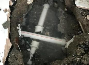 西盟阳台漏水维修公司为您分享楼上楼下漏水怎么处理